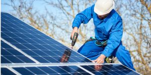 Installation Maintenance Panneaux Solaires Photovoltaïques à Montbartier